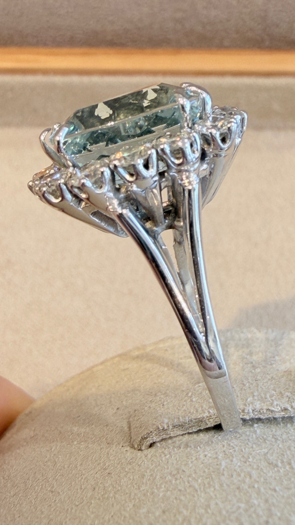 BAGUE COCKTAIL AIGUE-MARINE & DIAMANTS