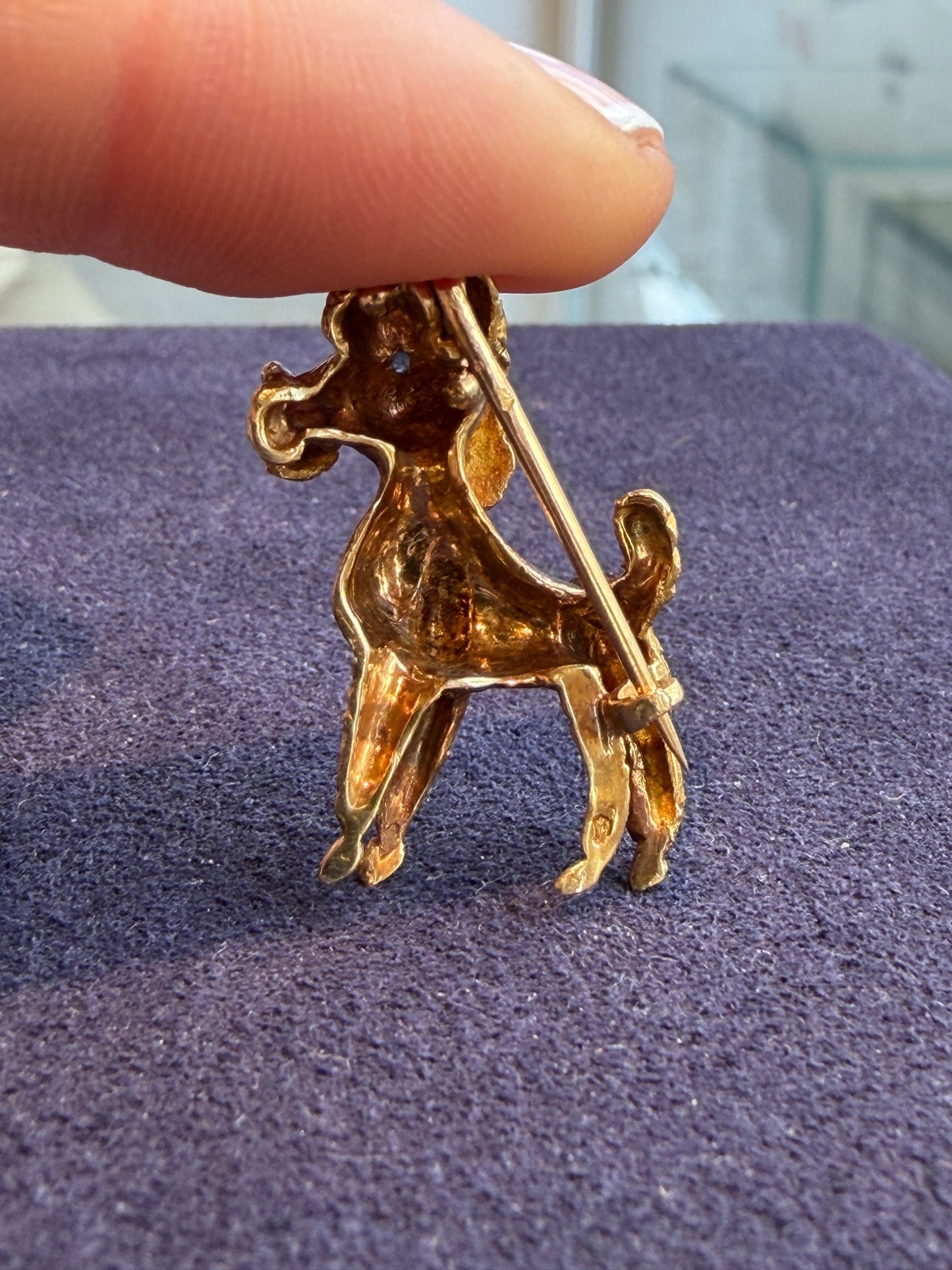 BROCHE CANICHE EN OR