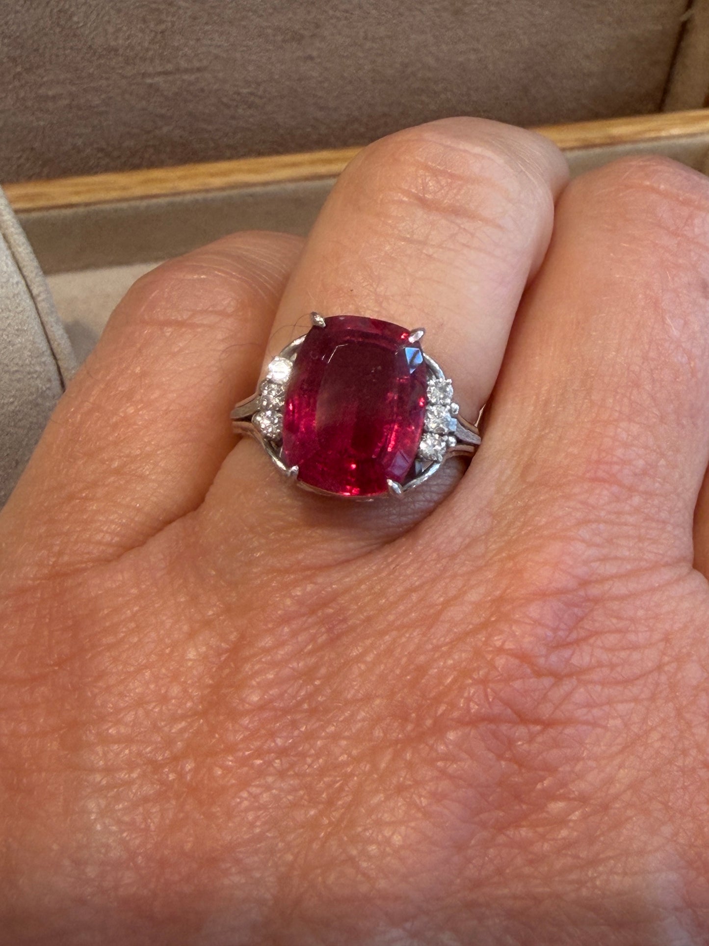 BAGUE ANCIENNE RUBELLITE & DIAMANTS