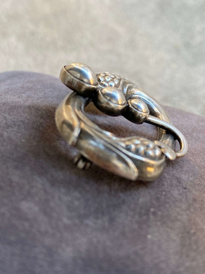 Broche en argent Georg Arthur Jensen