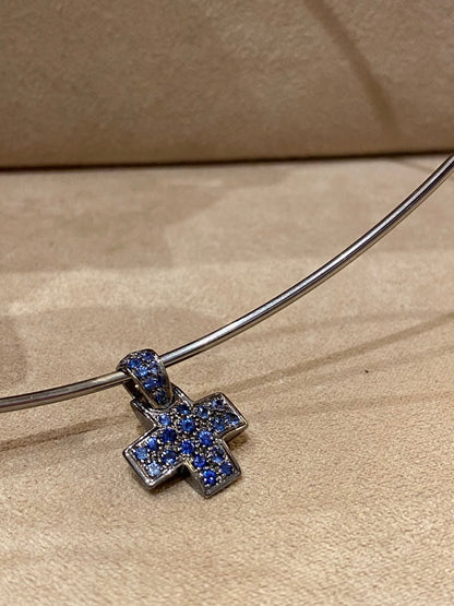 Pomellato, Collier Rigide Avec Croix En Or Pavée De Saphirs