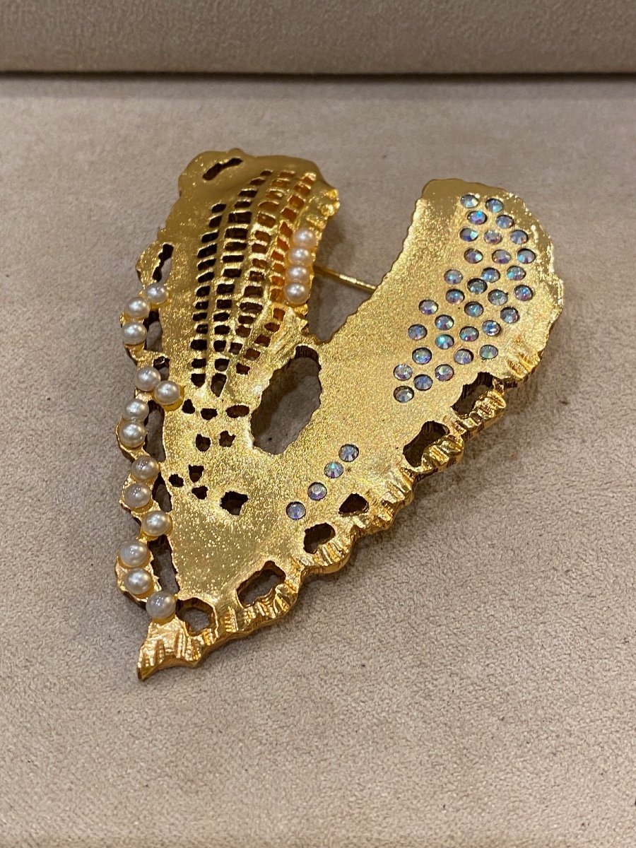 Christian Lacroix, Broche coeur perles et strass fantaisie