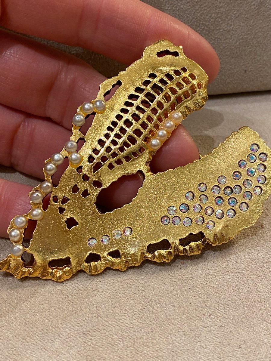 Christian Lacroix, Broche coeur perles et strass fantaisie