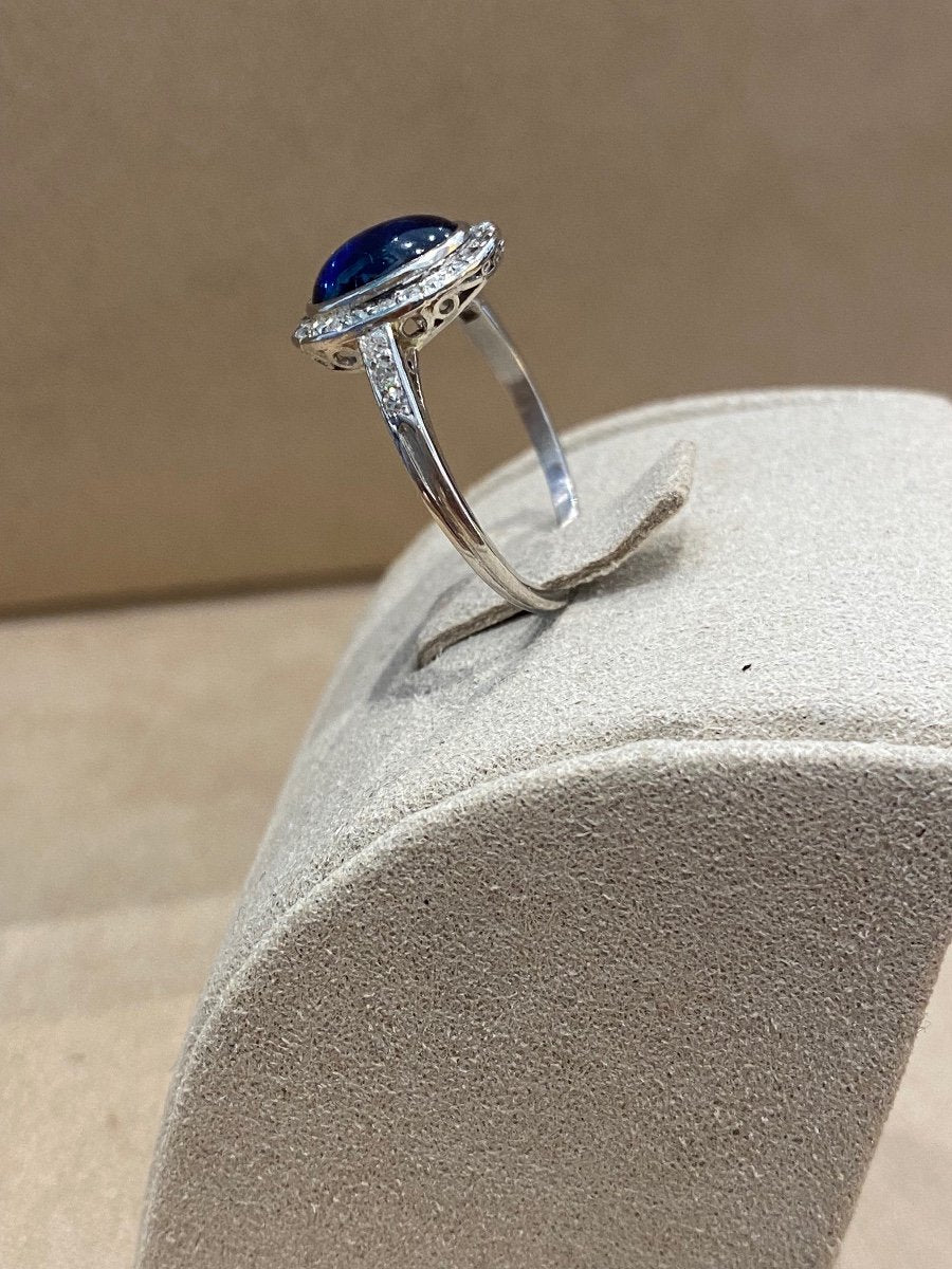 Bague Art Déco Saphir En Cabochon Et Diamants