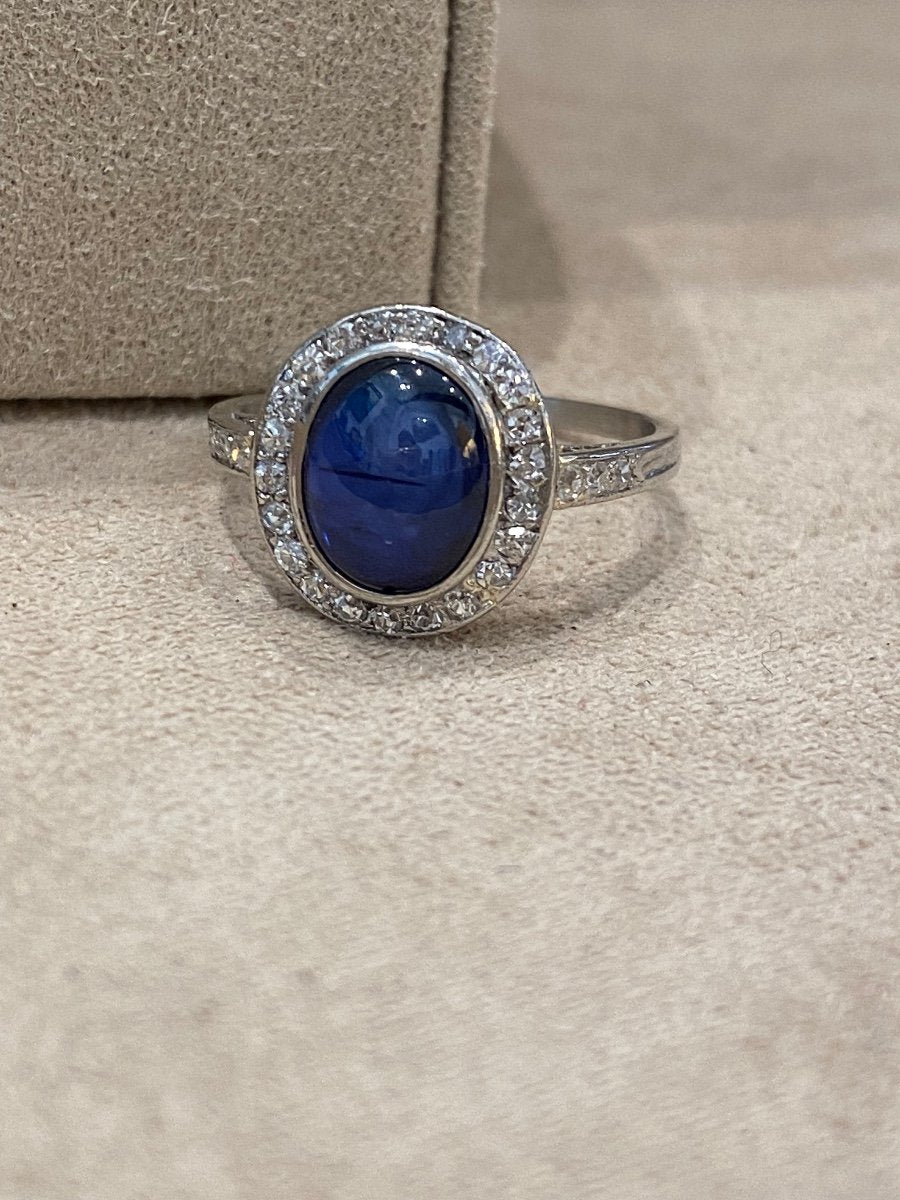 Bague Art Déco Saphir En Cabochon Et Diamants