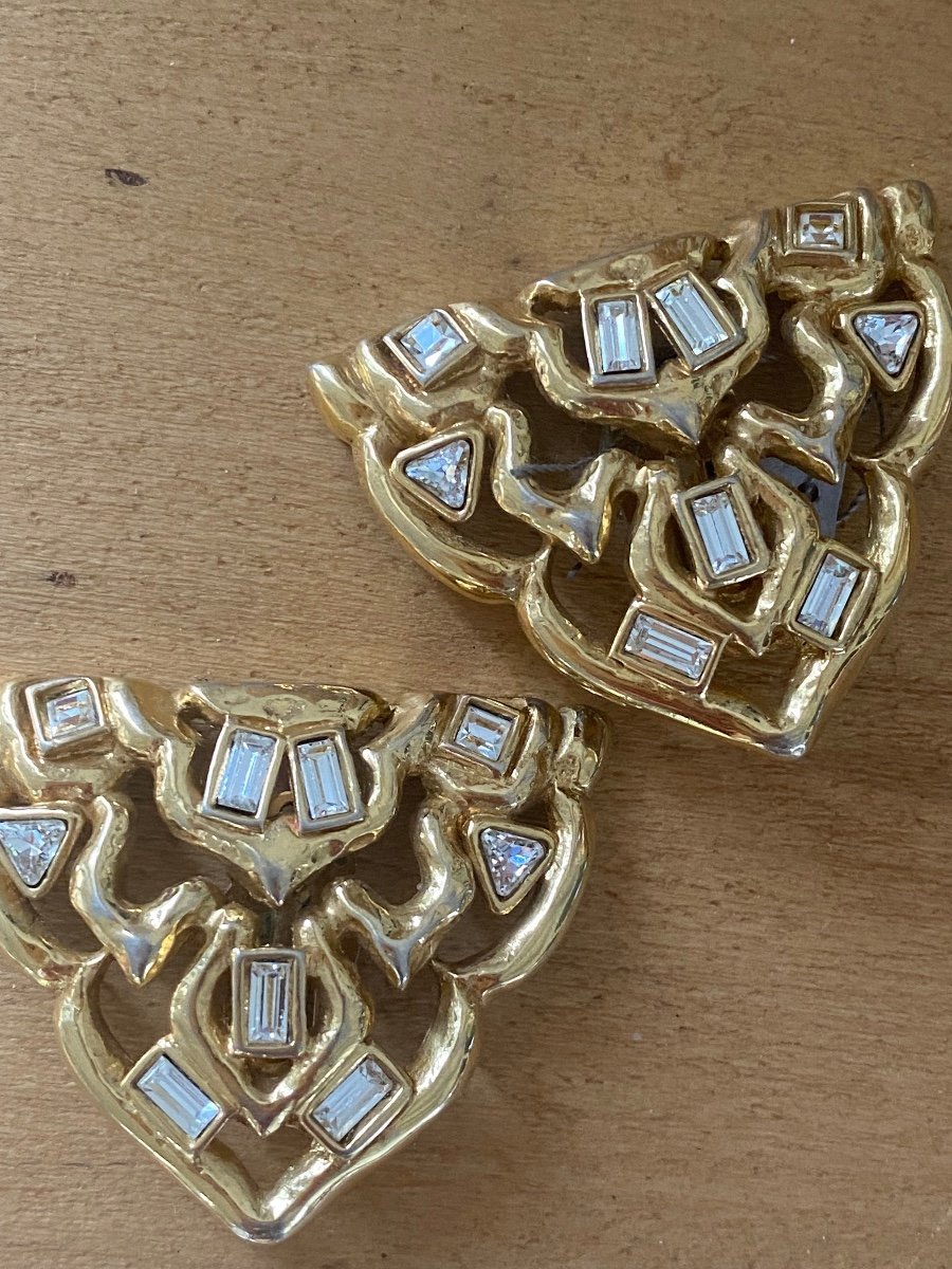 Yves Saint Laurent, Rares boucles d'oreilles "ottomanes"