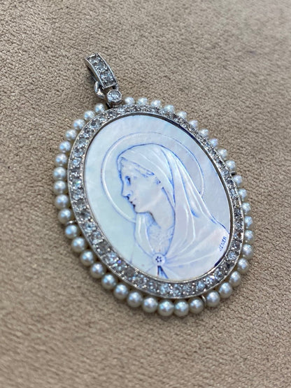 Jener, Médaille De La Vierge Dans Un Entourage De Diamants