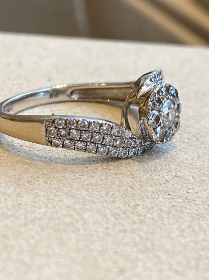 Bague Tourbillon Diamants Et Or Gris