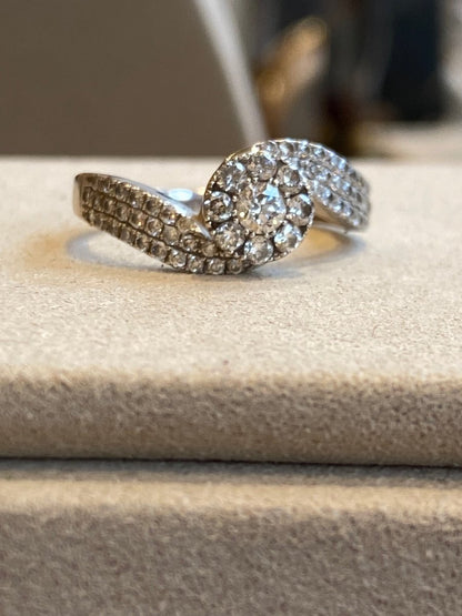 Bague Tourbillon Diamants Et Or Gris