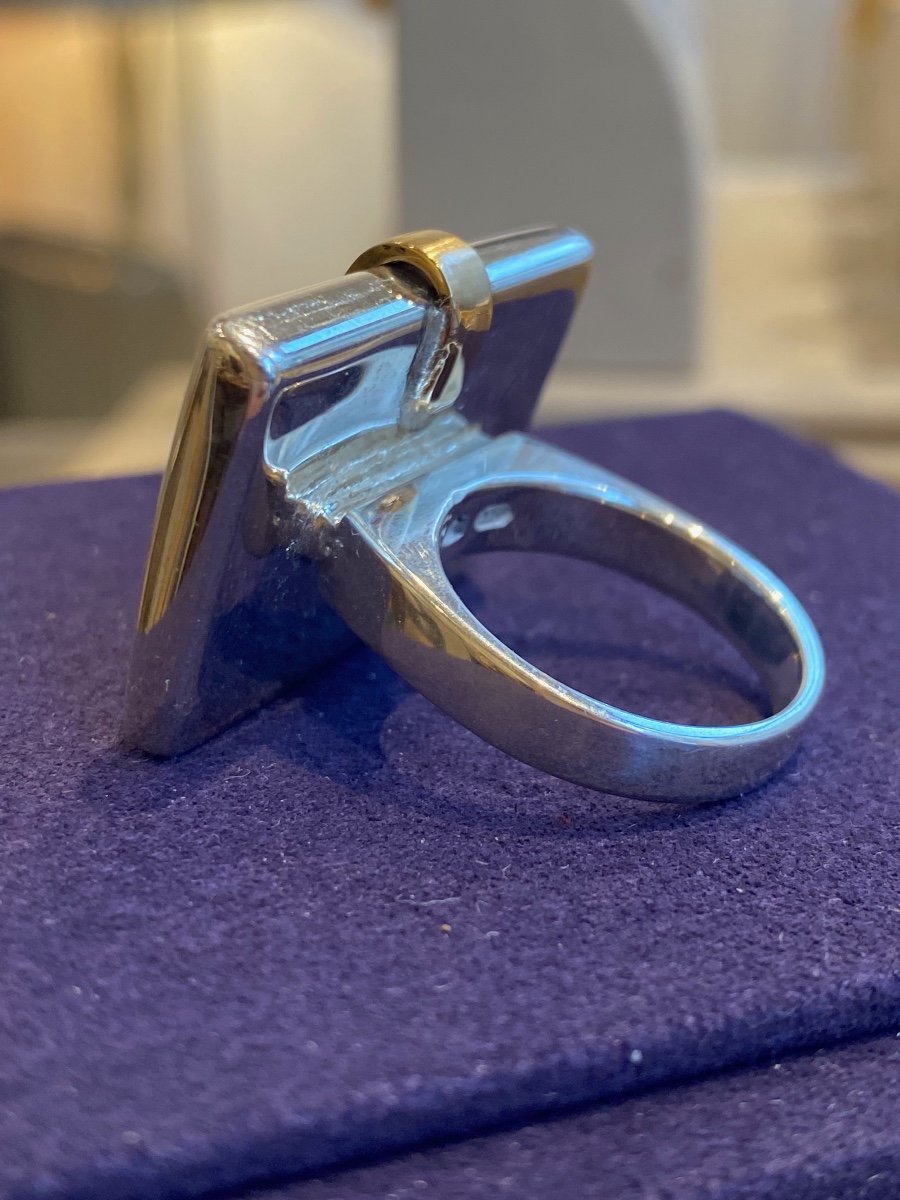 Janine Renard (1947), Modernist Mother-of-Pearl and Ruby Ring