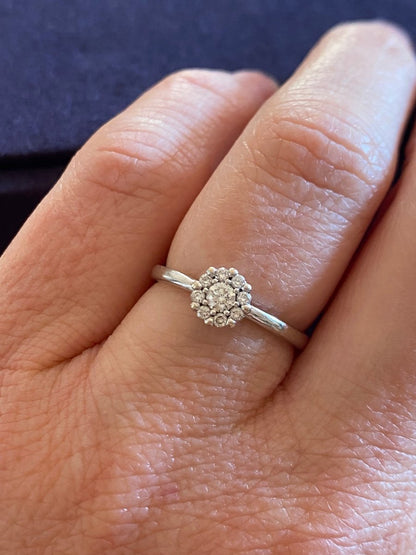 White Gold Daisy Diamond Ring
