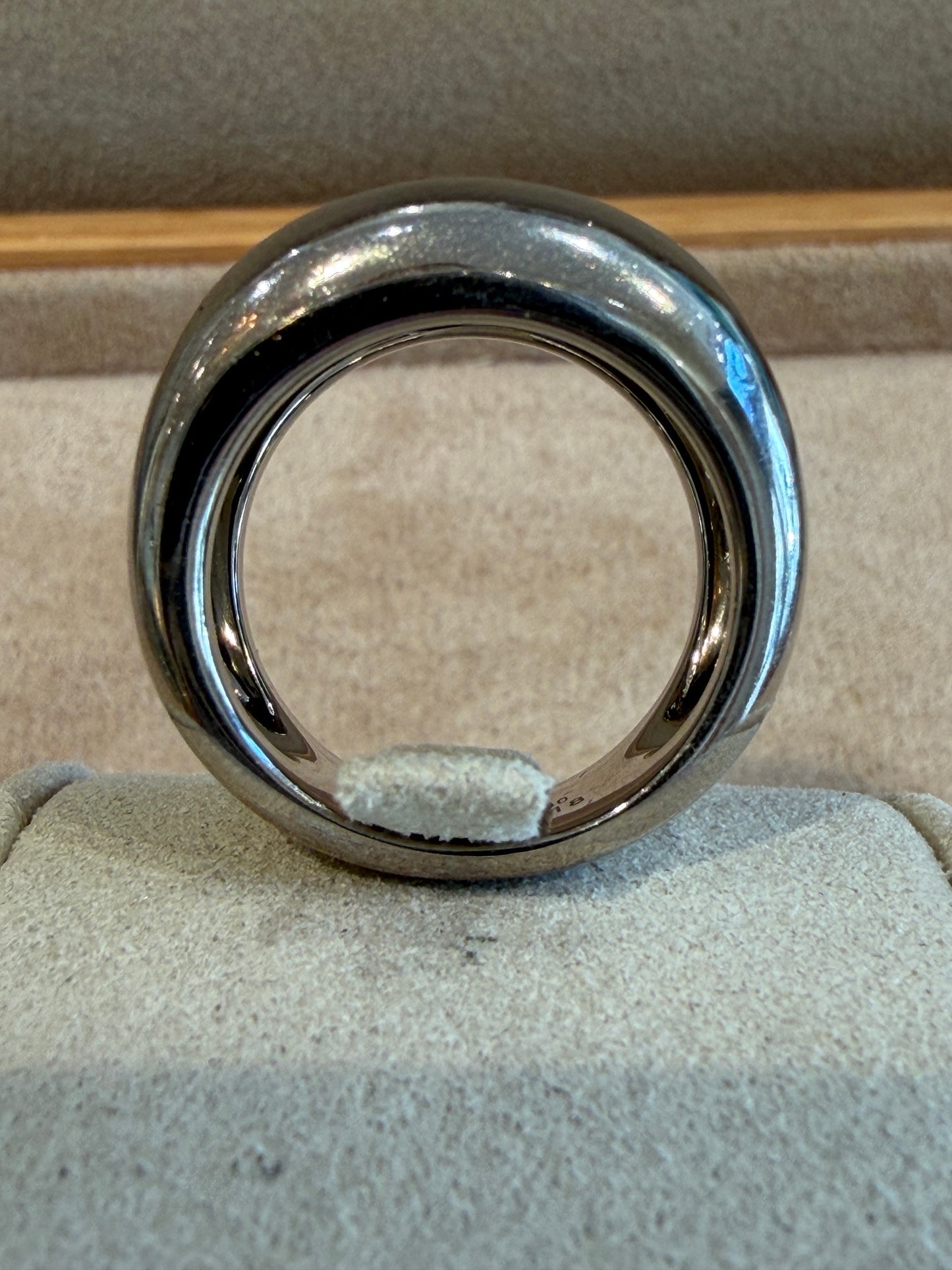 CARTIER, BAGUE NOUVELLE VAGUE OR GRIS