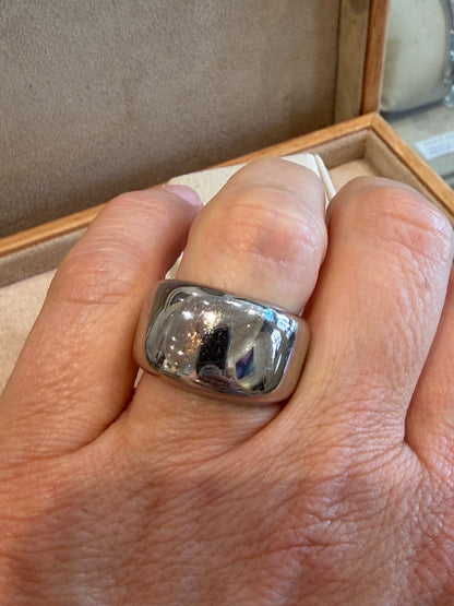 CARTIER, BAGUE NOUVELLE VAGUE OR GRIS
