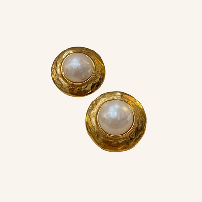 Yves Saint Laurent, Boucles d'oreilles clips dorées et perles fantaisie