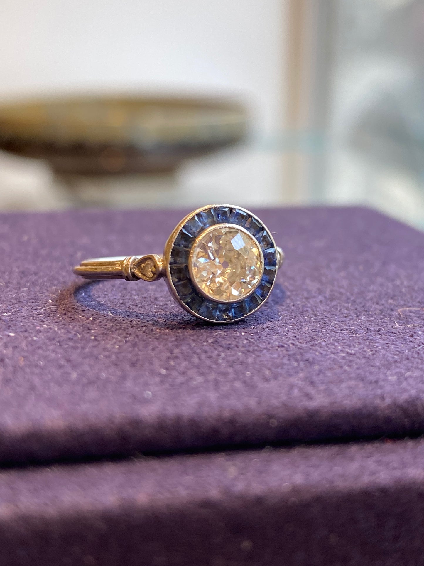 Bague Art Déco Diamant & Saphirs