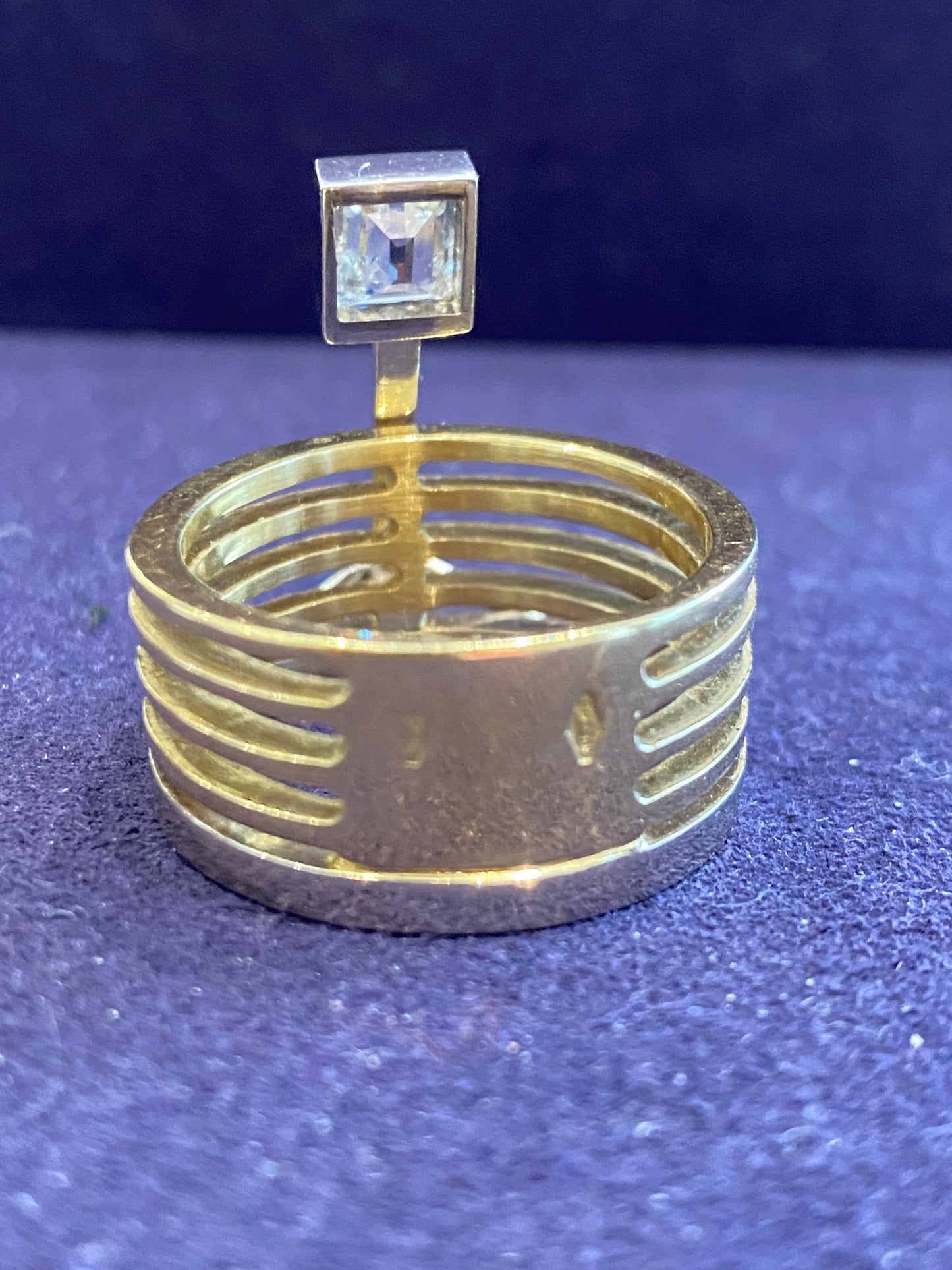 Janine Renard (1947), Modernist Gold & Diamond Tiara Ring