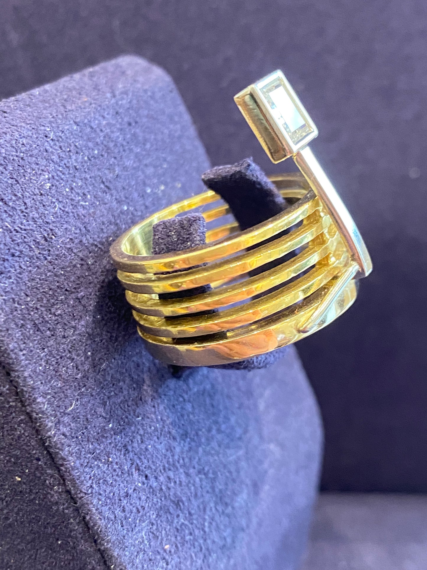 Janine Renard (1947), Modernist Gold & Diamond Tiara Ring