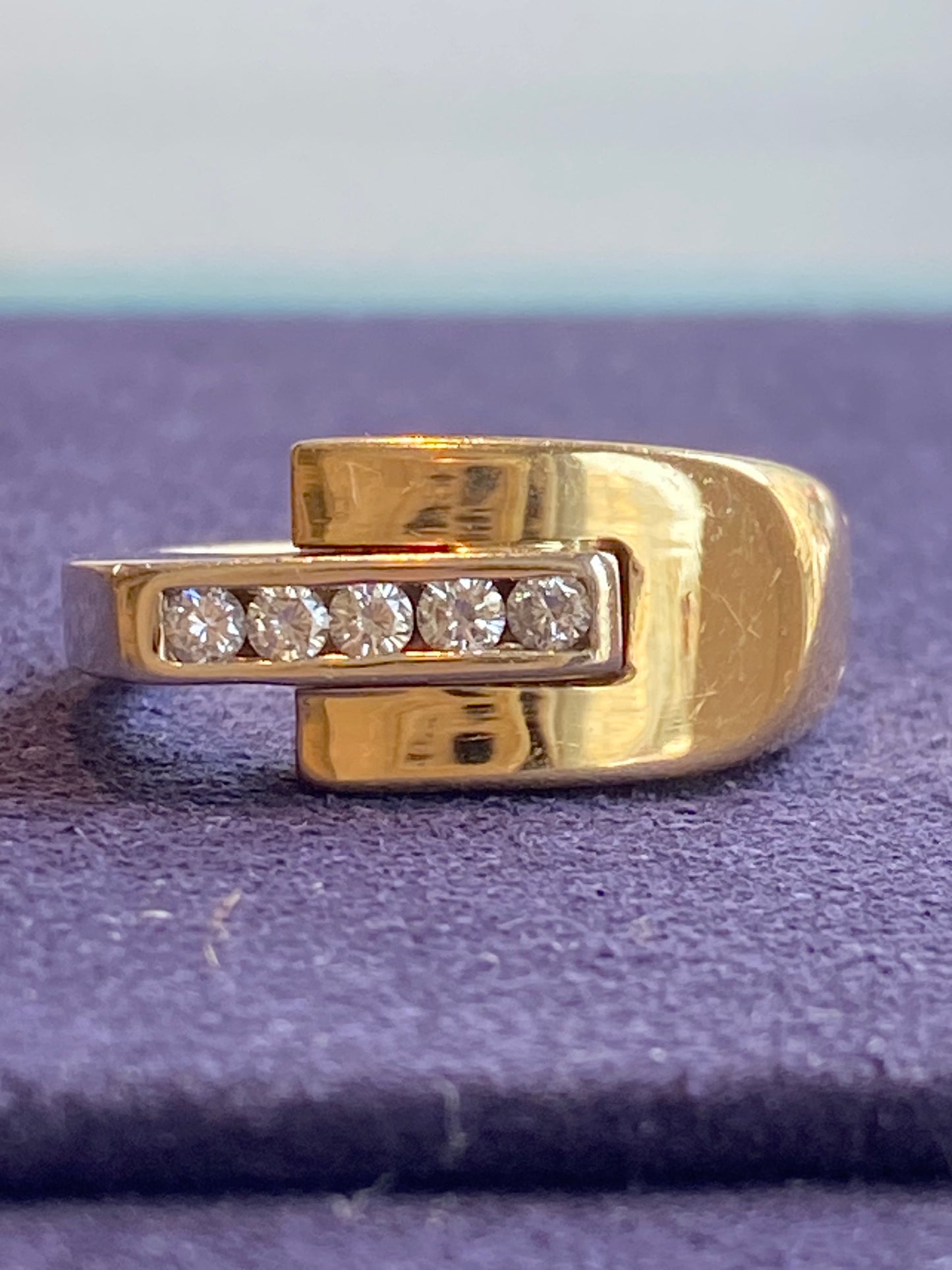 BAGUE MODERNISTE OR & DIAMANTS