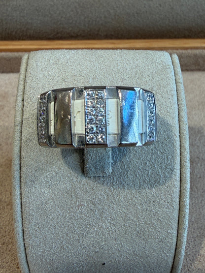 CHAUMET,  BAGUE MODELE CLASS ONE