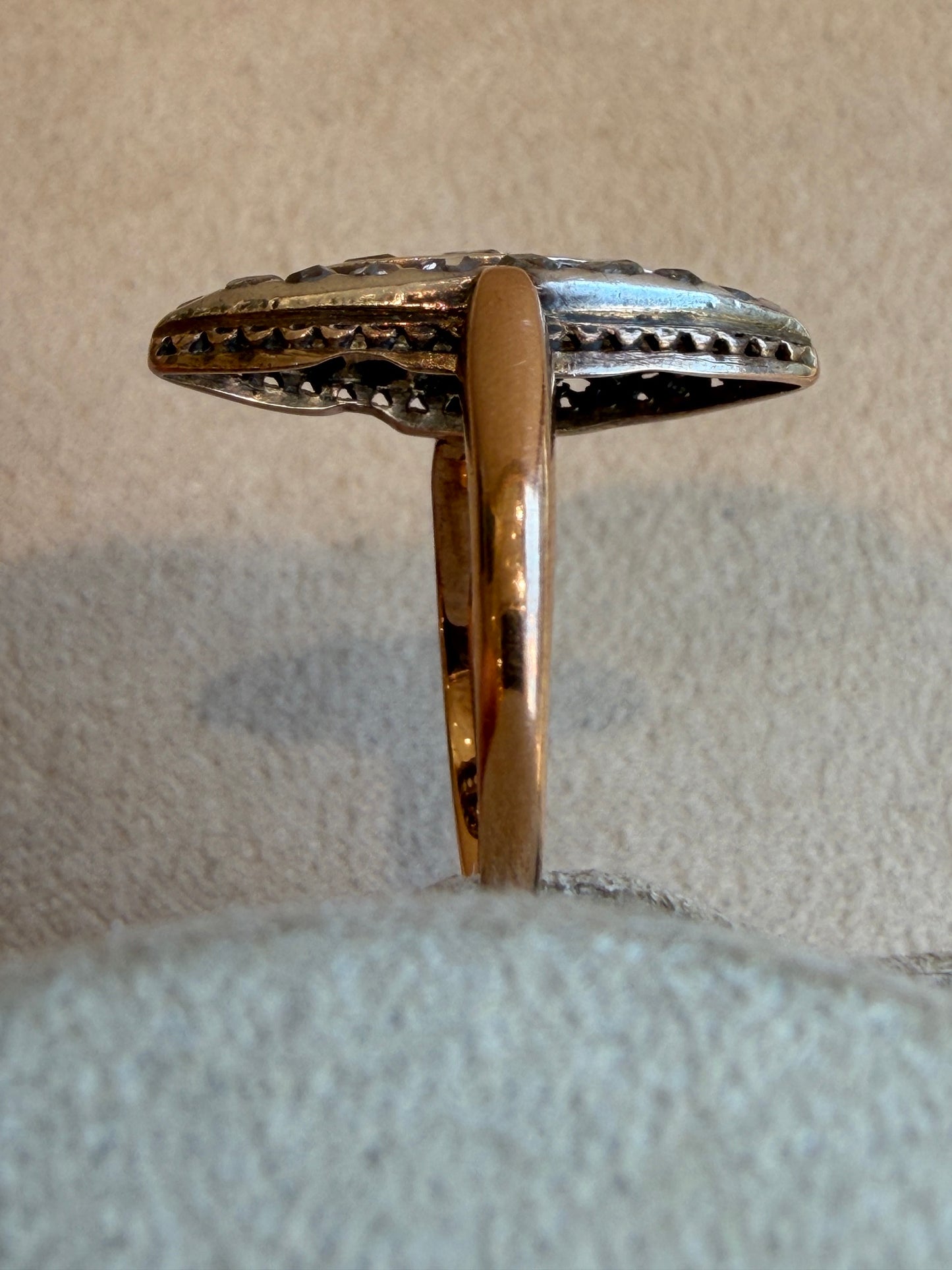 BAGUE MARQUISE DIAMANTS  XIXE S.