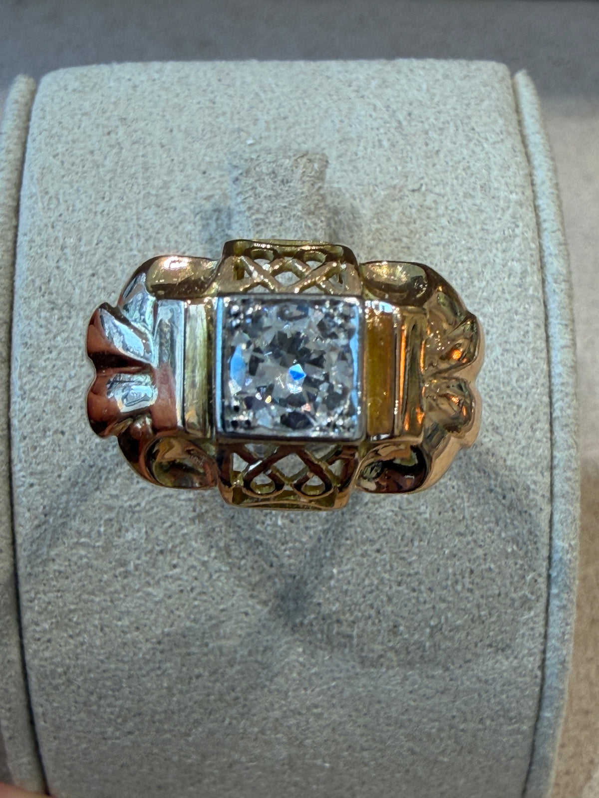 BAGUE TANK
