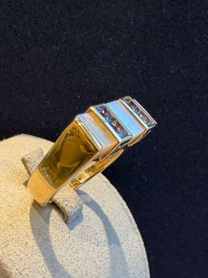 BAGUE MODERNISTE NACRE & SAPHIRS