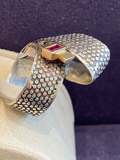 JANINE RENARD (1947), BAGUE MODERNISTE