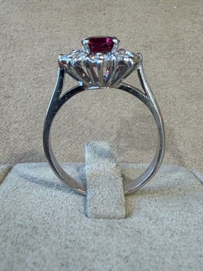 BAGUE MARGUERITE RUBIS  & DIAMANTS