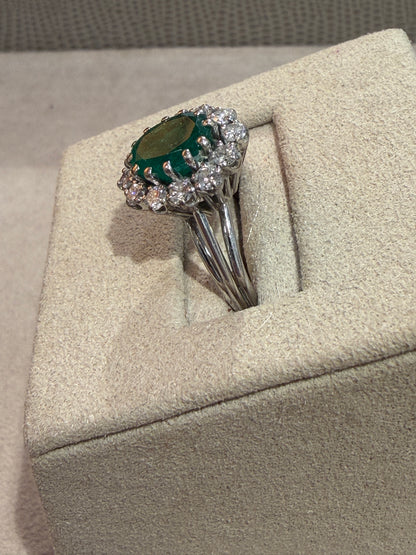BAGUE ANCIENNE MARGUERITE EMERAUDE & DIAMANTS