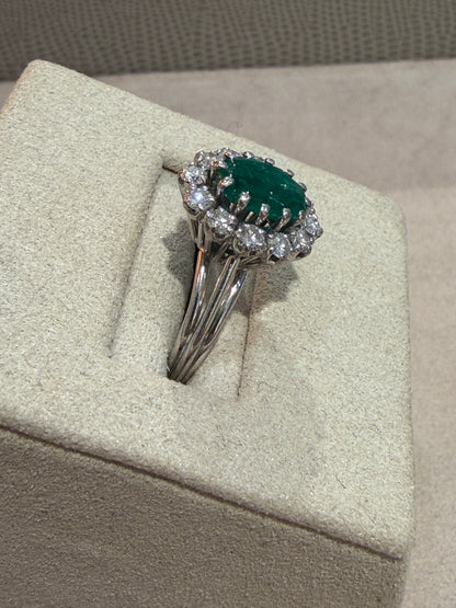 BAGUE ANCIENNE MARGUERITE EMERAUDE & DIAMANTS