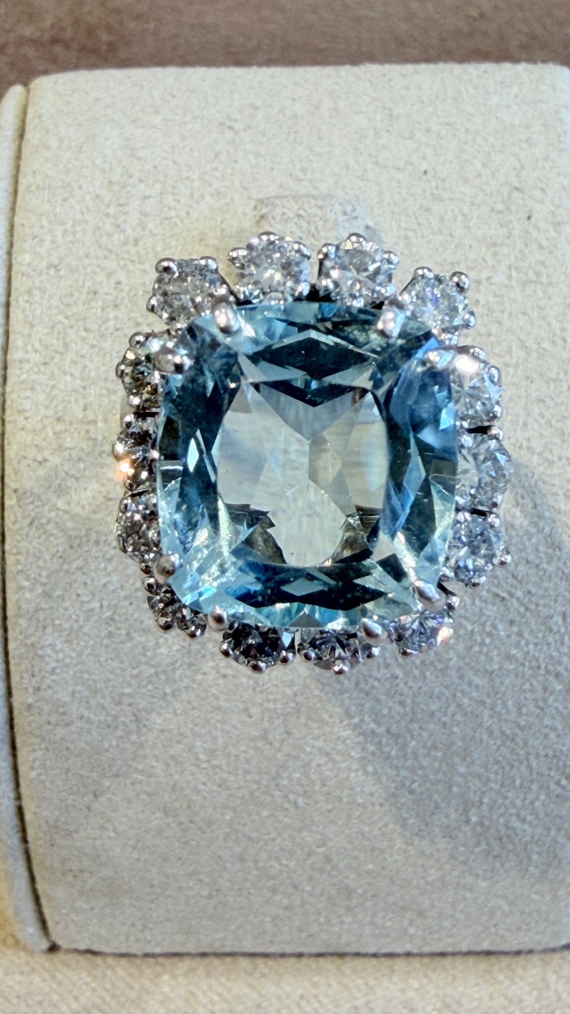 BAGUE COCKTAIL AIGUE-MARINE & DIAMANTS