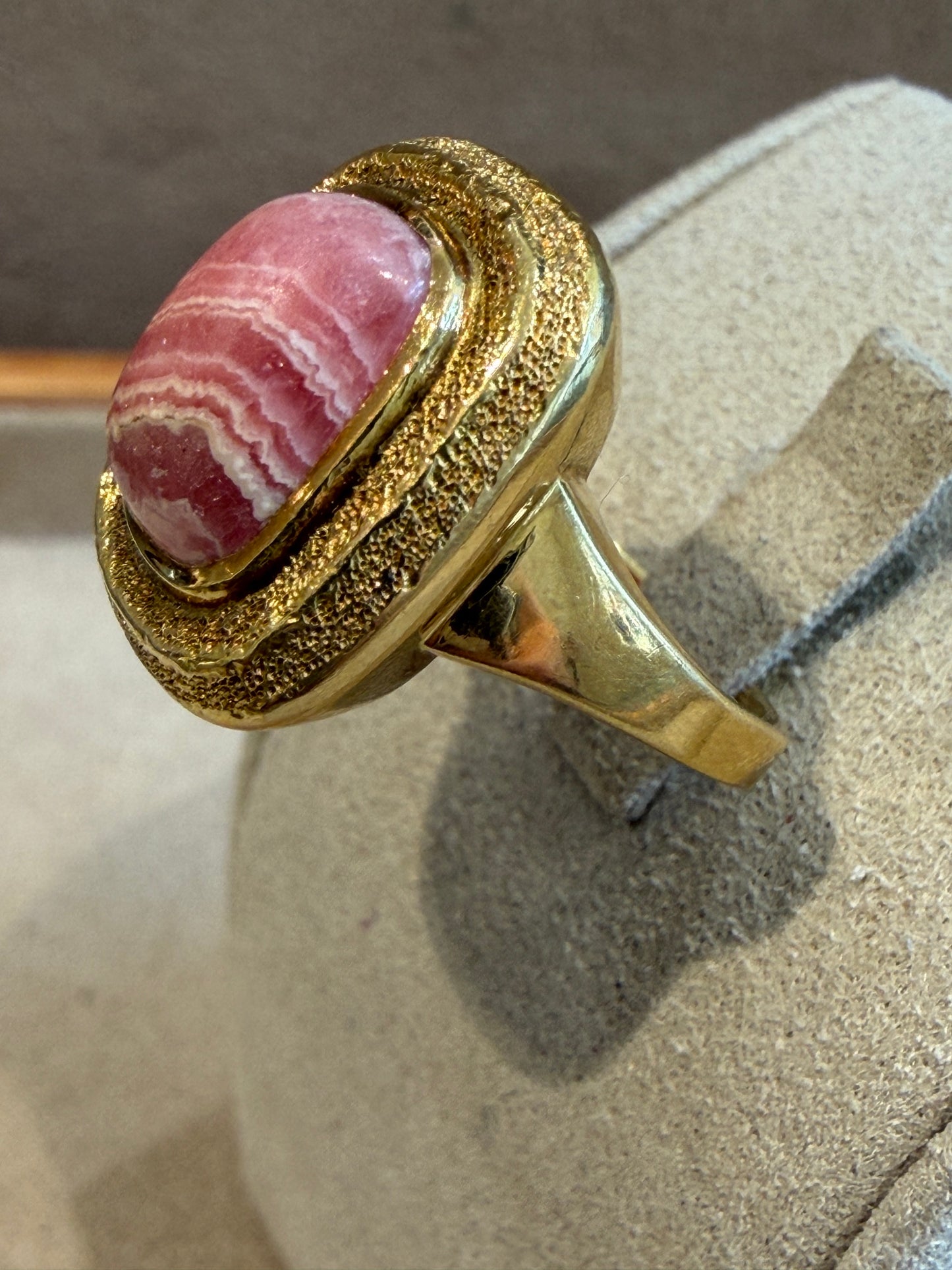 BAGUE VINTAGE RHODOCHROSITE & OR