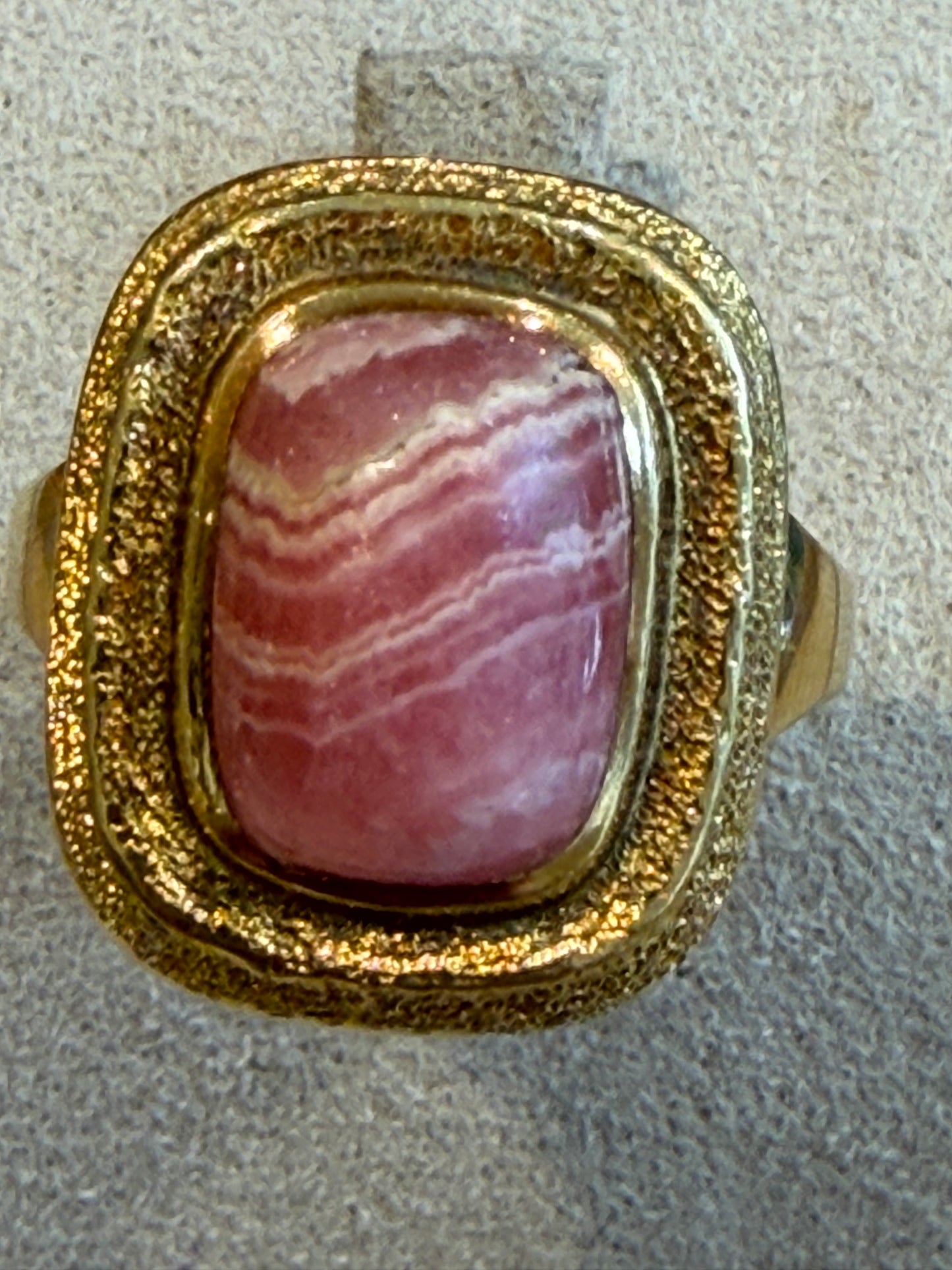 BAGUE VINTAGE RHODOCHROSITE & OR