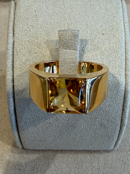 CARTIER, BAGUE TANK OR JAUNE  & CITRINE