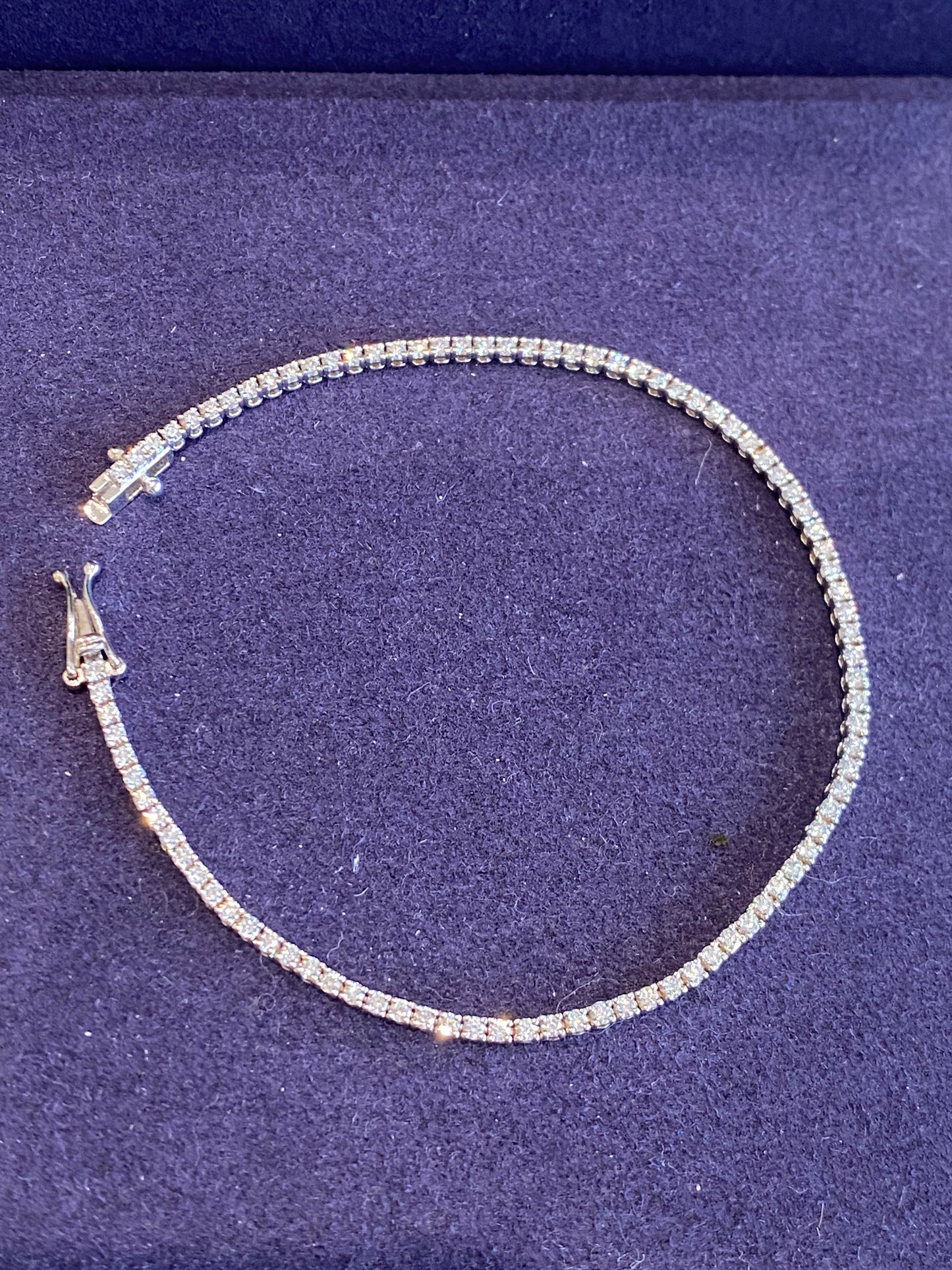 Diamond tennis bracelet