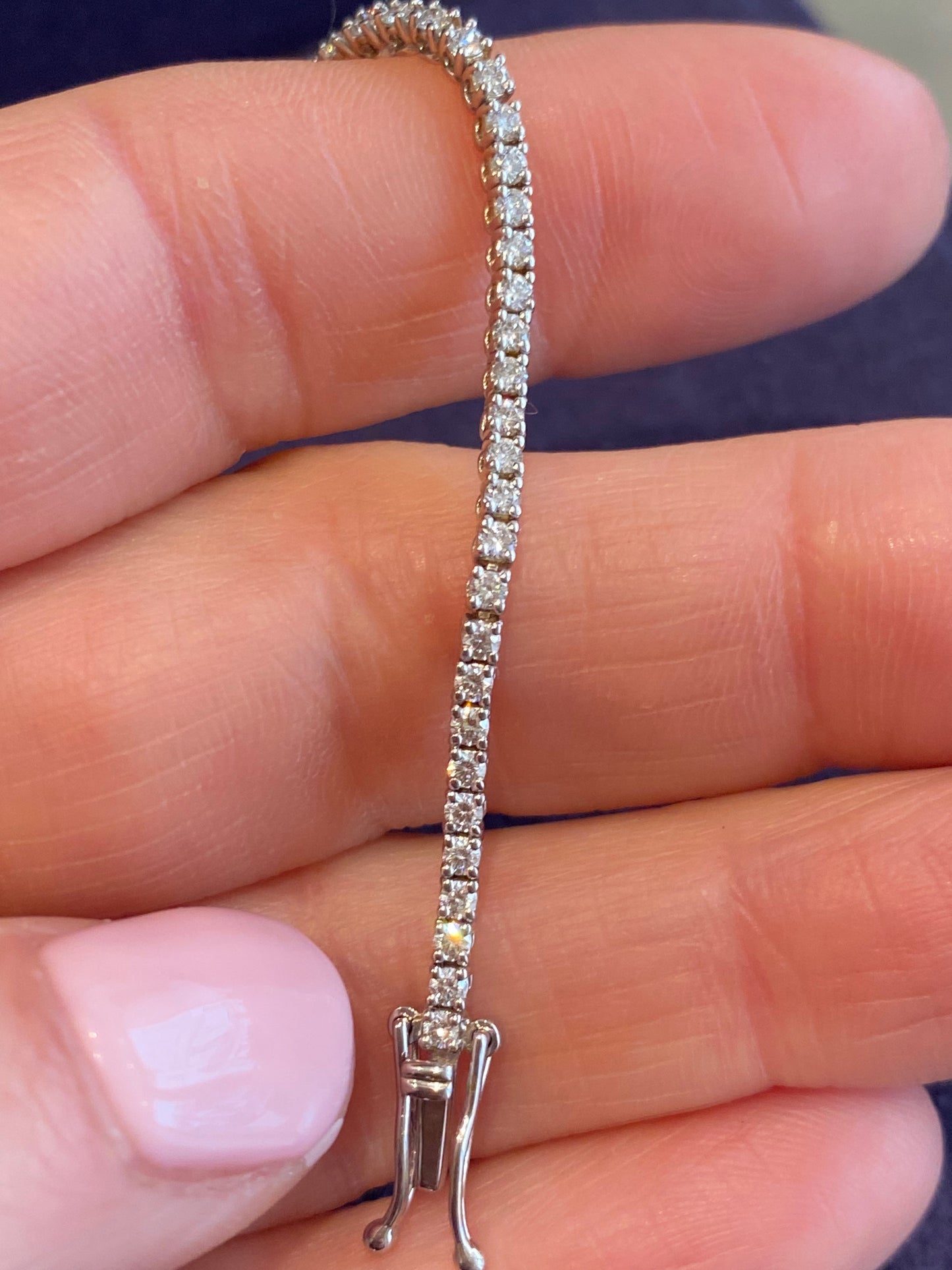 Diamond tennis bracelet