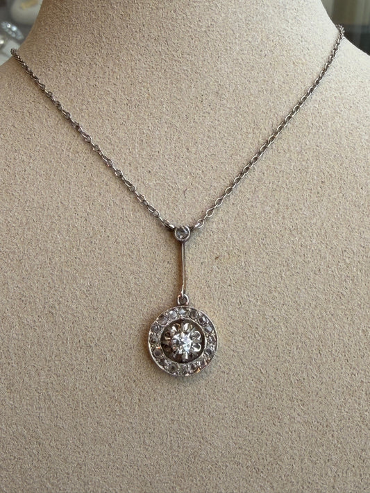 COLLIER PENDENTIF  CIBLE ART DECO