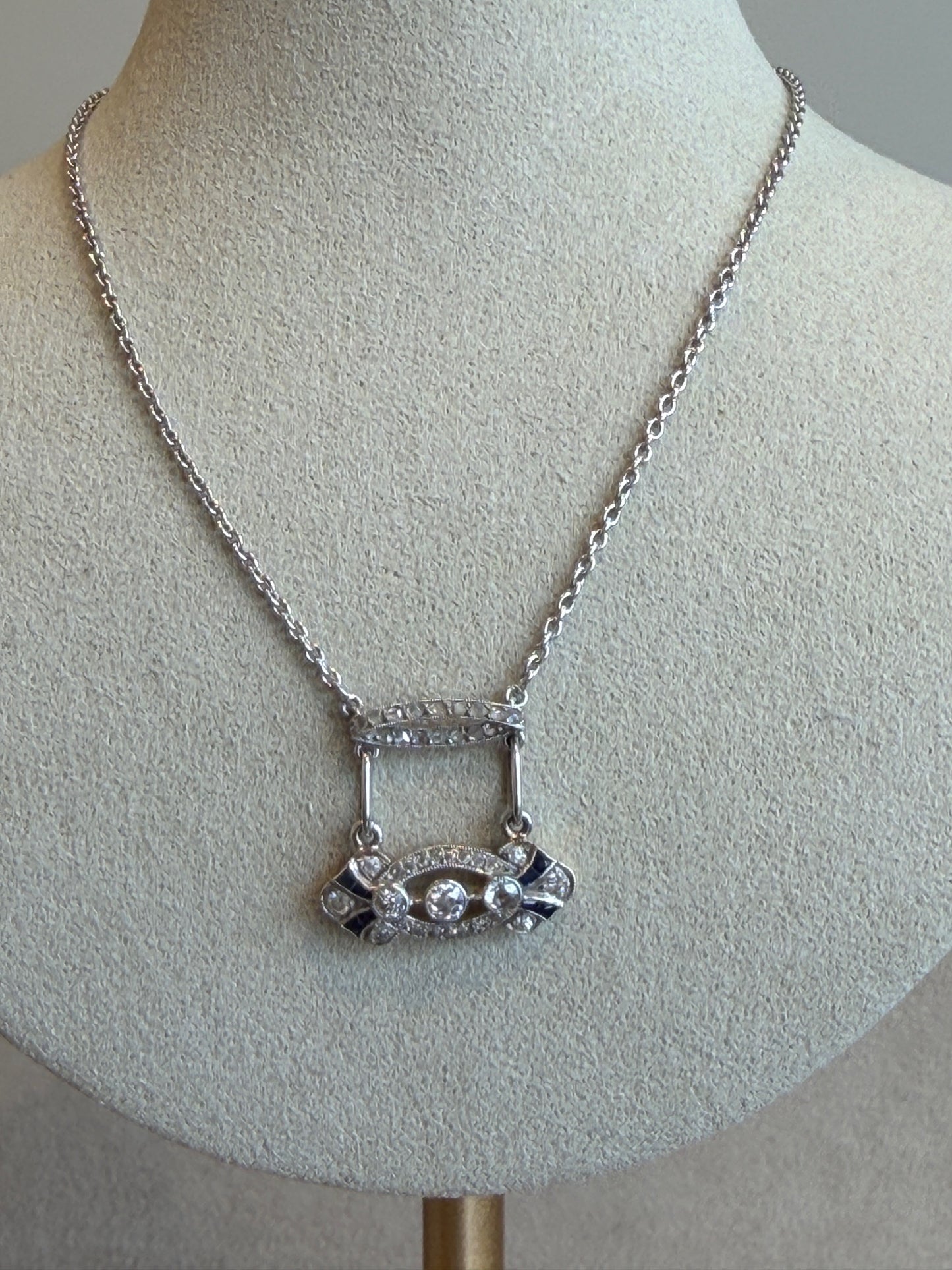 COLLIER ART DECO