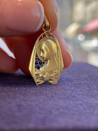 J. HOLY, MEDAILLE DE LA VIERGE EMAUX BLEUS