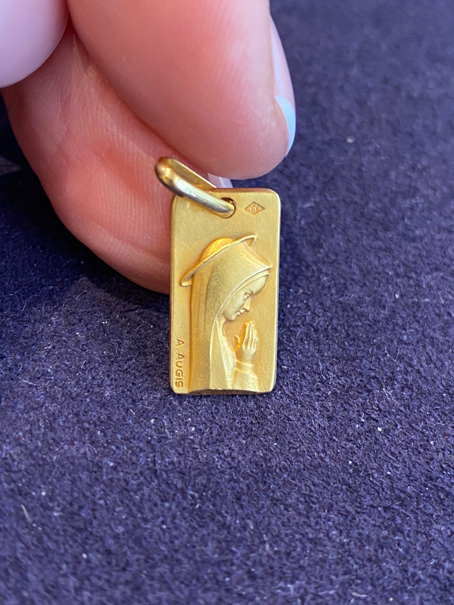 A. AUGIS, Médaille de la Vierge