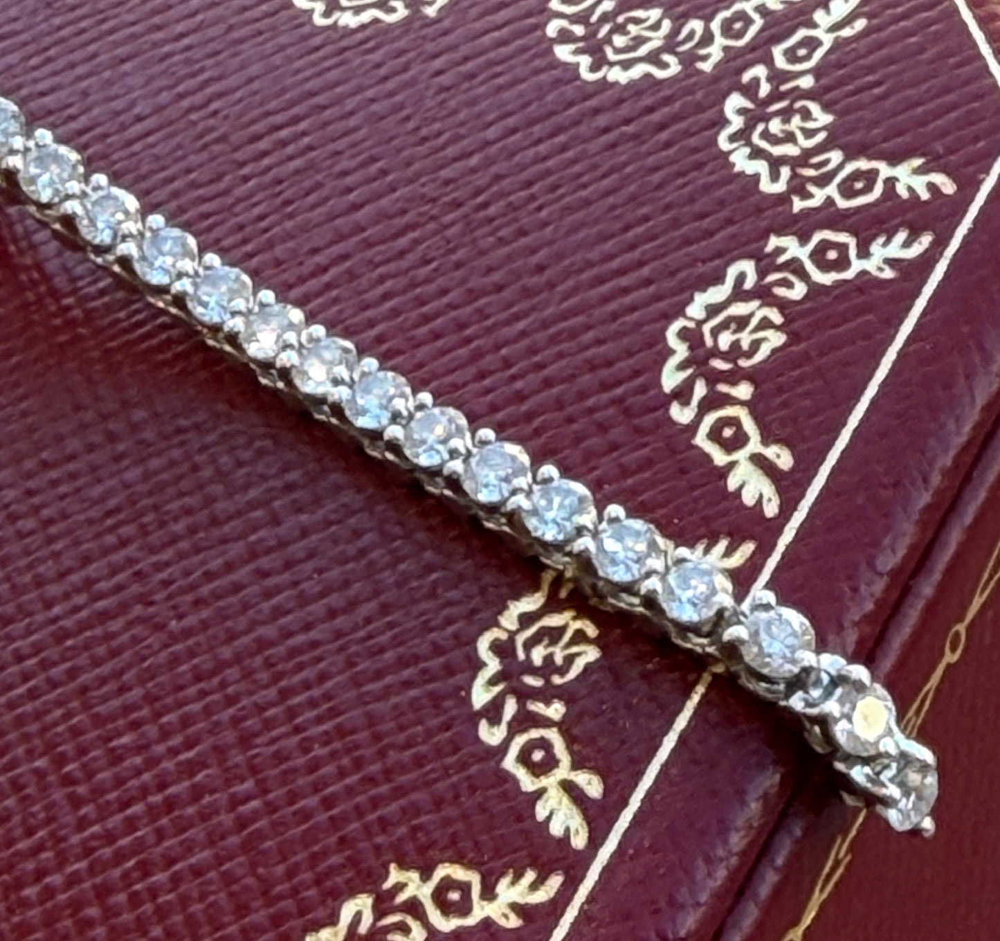 CARTIER, MONO BOUCLE DIAMANTS