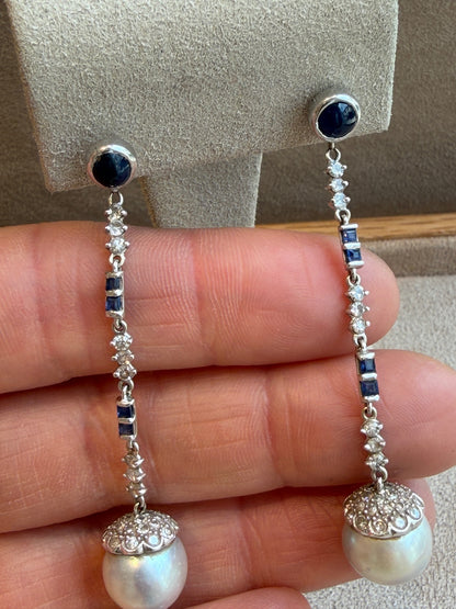BOUCLES D'OREILLES PENDANTES PERLES, DIAMANTS & SAPHIRS