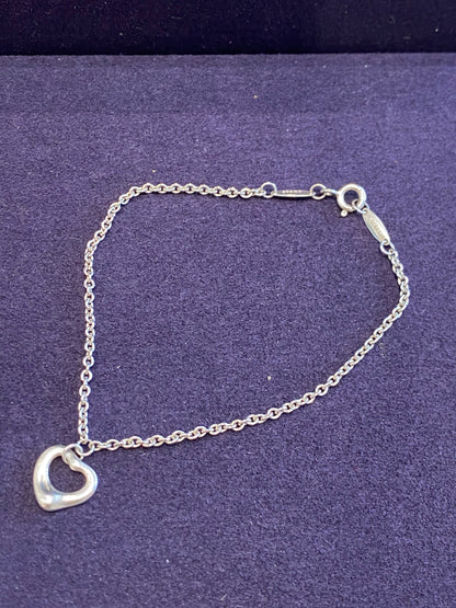 TIFFANY & Co, par Elsa Peretti (1940-2021) Bracelet "Open heart"