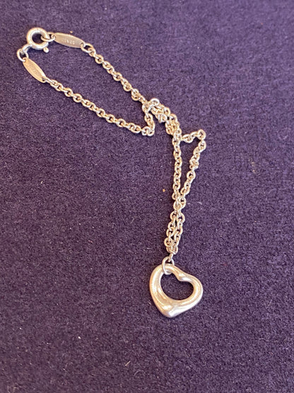 TIFFANY & Co, par Elsa Peretti (1940-2021) Bracelet "Open heart"