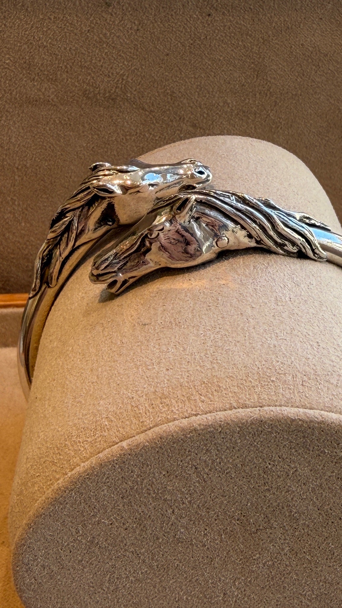 ARTHUS BERTRAND, BRACELET ARGENT TETES DE CHEVAUX