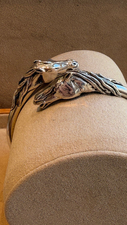 ARTHUS BERTRAND, BRACELET ARGENT TETES DE CHEVAUX