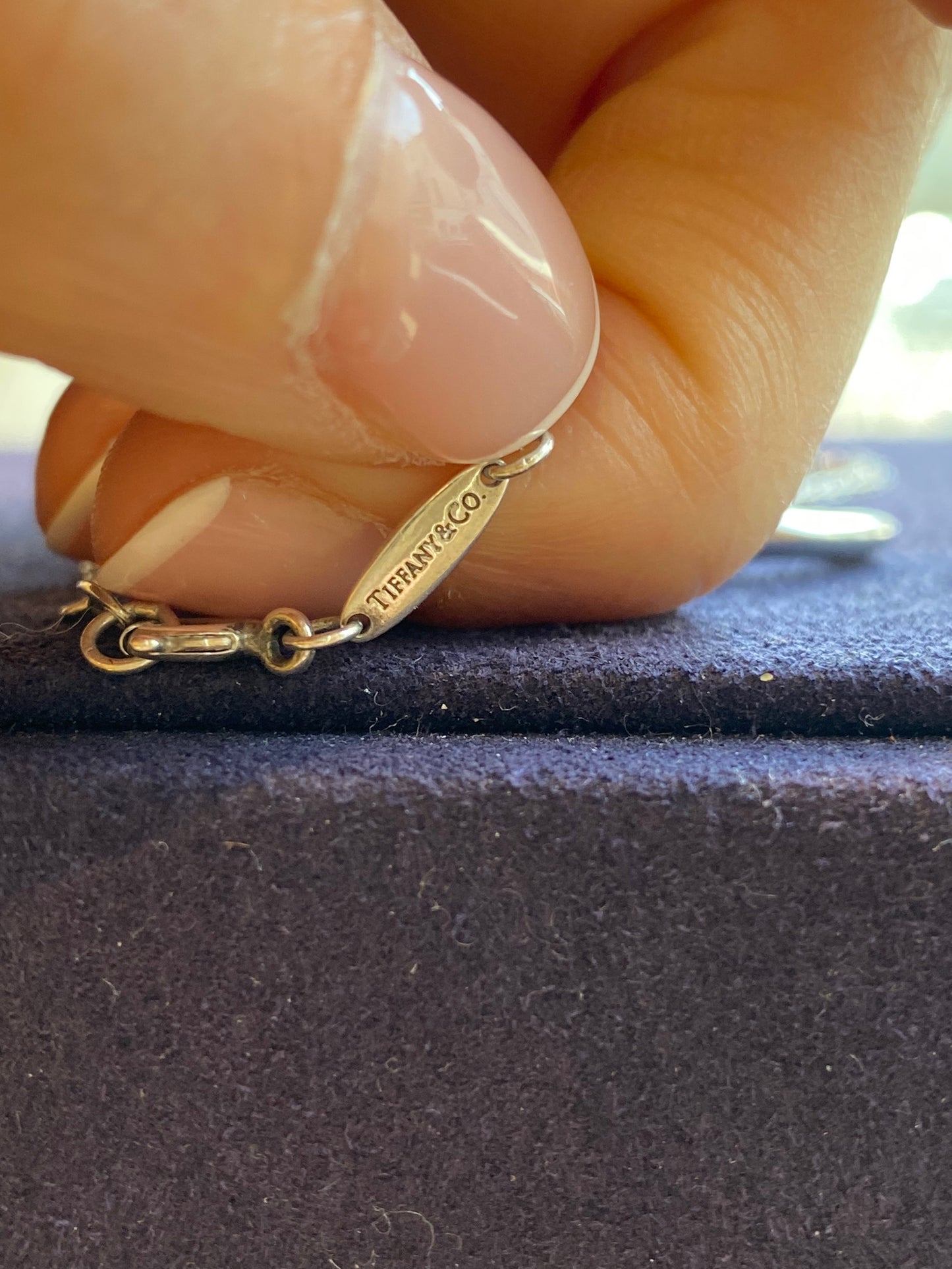 Tiffany & Co, par Elsa Peretti (1940-2021), Collier  en argent "Open heart"