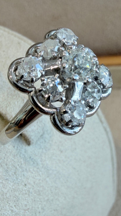 MAUBOUSSIN, BAGUE PLATINE & DIAMANTS