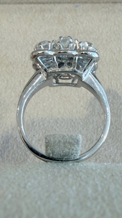 MAUBOUSSIN, BAGUE PLATINE & DIAMANTS