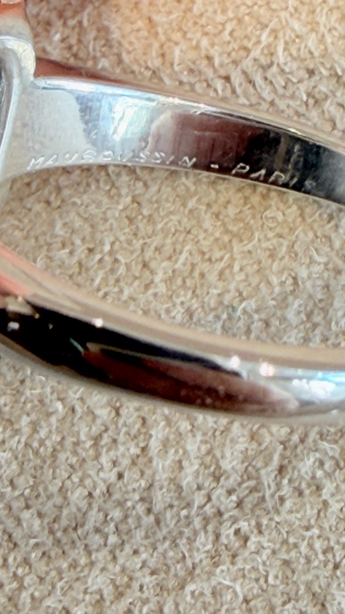 MAUBOUSSIN, BAGUE PLATINE & DIAMANTS